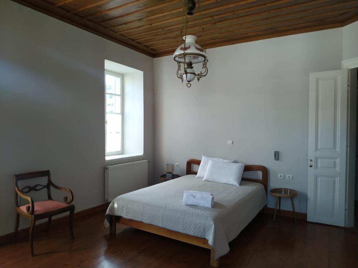 Liknon Guesthouse Villa Galaxidi Bagian luar foto
